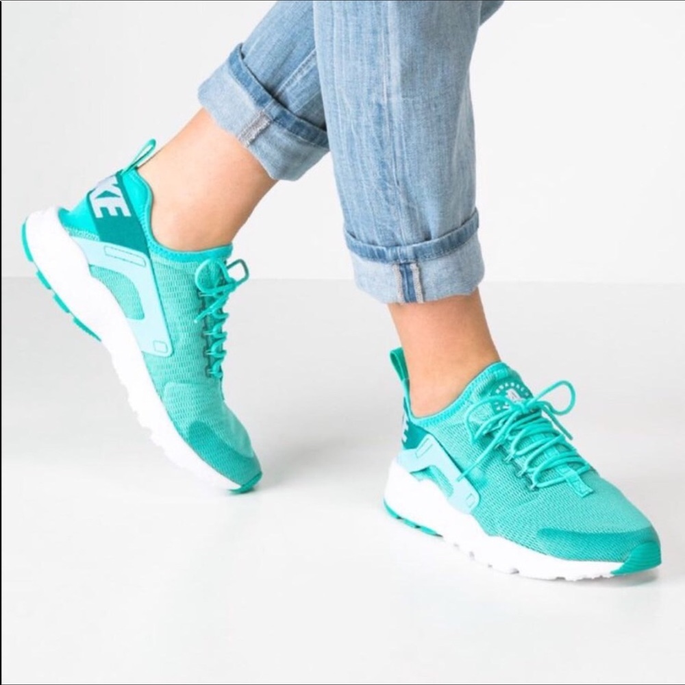 Nike Teal Huraches
